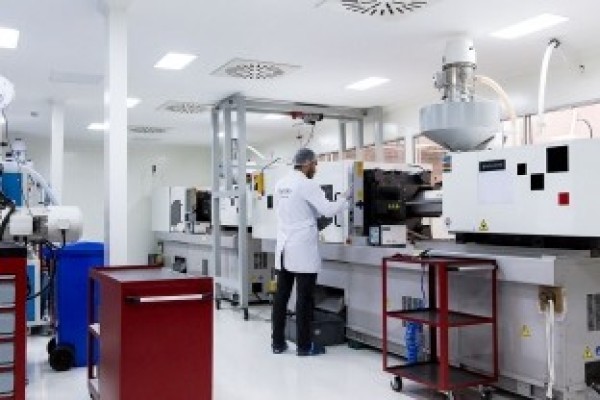 YY Medikal – Medikal ve İlaç Sanayiinde Yenilikçi Hizmetler